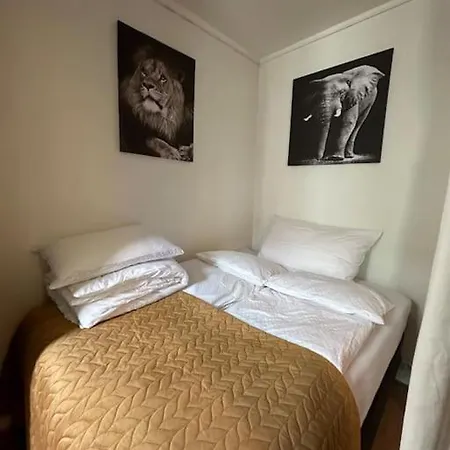 Cozy One Whole In The Heart Of To Yourself Oslo